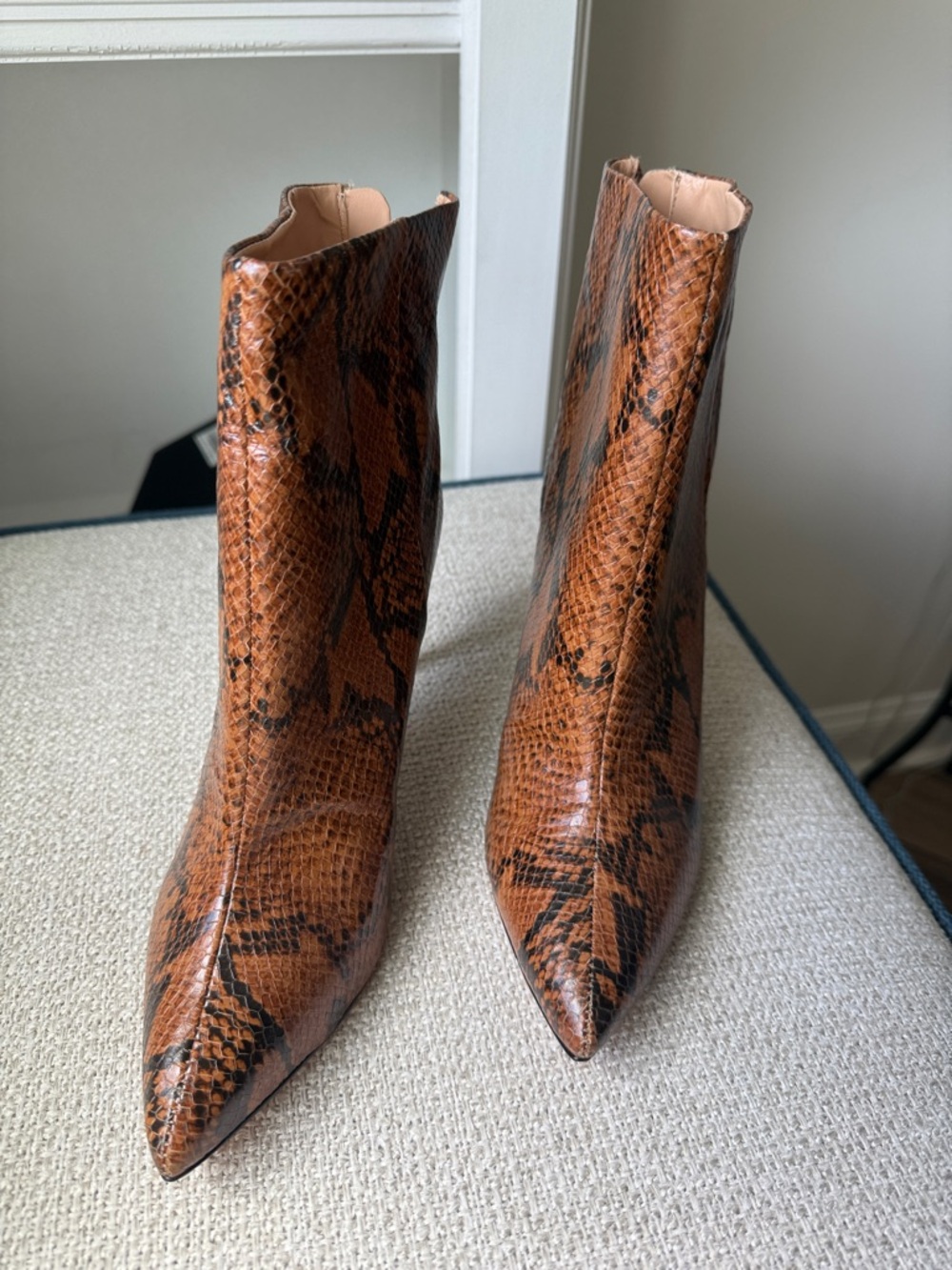 SCHUTZ Cognac Brown Snake-Print Pointed Ankle Booties